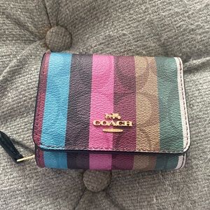 NWT COACH SMALL TRIFOLD WALLET C6023 Khaki Multi color. Brand new never used